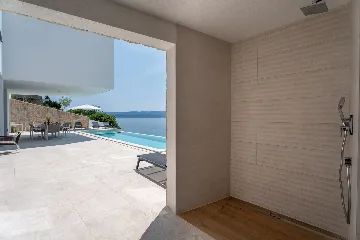 Beachfront Villa with Pool and Sea Views, Omiš