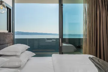 Beachfront Villa with Pool and Sea Views, Omiš