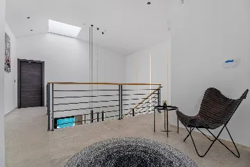 Seaside Family Villa with Pool in Omiš