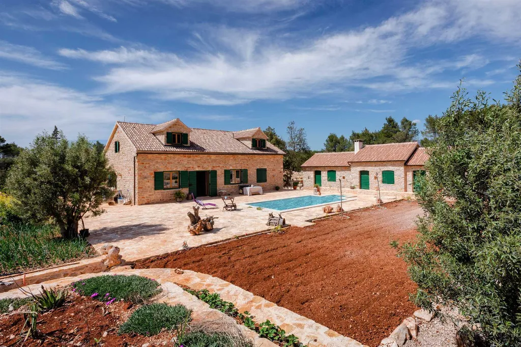 Private Island Villa with Pool near Stari Grad