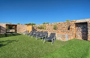 Contemporary 6-Bedroom Villa with Heated Pool, Murter