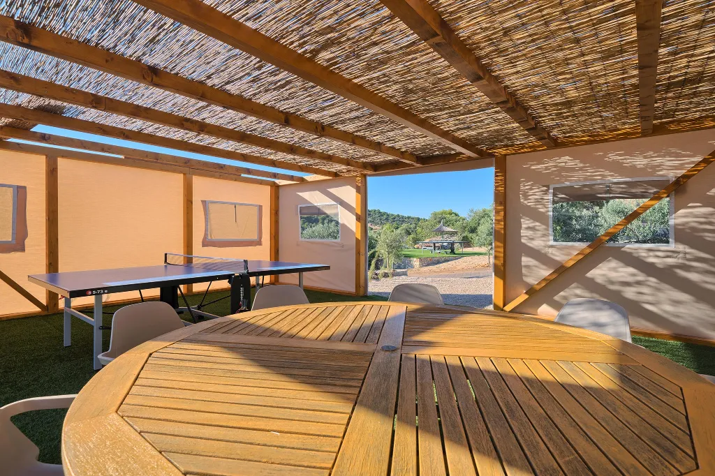 Contemporary 6-Bedroom Villa with Heated Pool, Murter