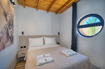 Contemporary 6-Bedroom Villa with Heated Pool, Murter