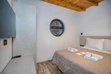 Contemporary 6-Bedroom Villa with Heated Pool, Murter