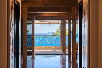 Contemporary 6-Bedroom Villa with Heated Pool, Murter