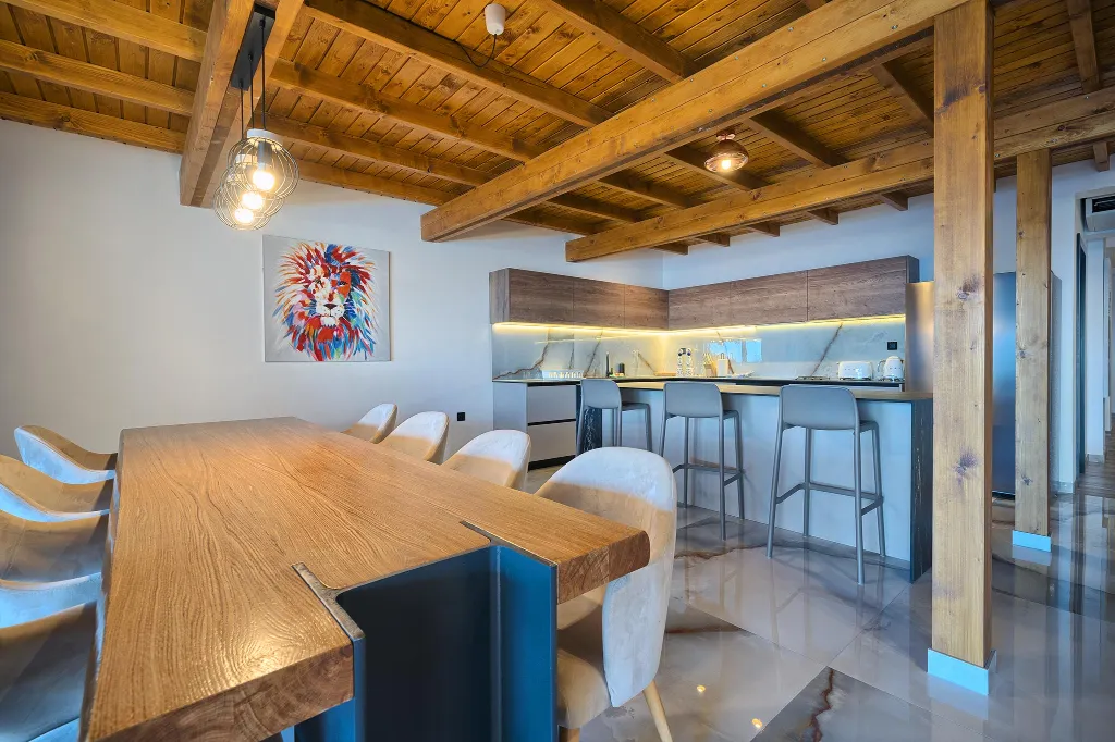 Contemporary 6-Bedroom Villa with Heated Pool, Murter
