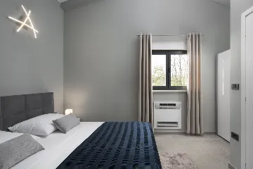 Contemporary Villa with Infinity Pool Vodnjan