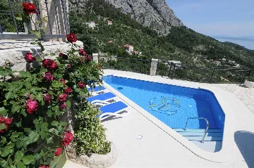 Stone Country Villa with Pool in Makarska