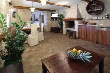 Stone Country Villa with Pool in Makarska