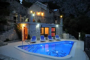 Stone Country Villa with Pool in Makarska