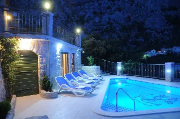 Stone Country Villa with Pool in Makarska