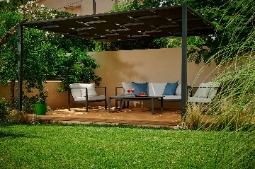 Modern Villa With Pool in Sućuraj