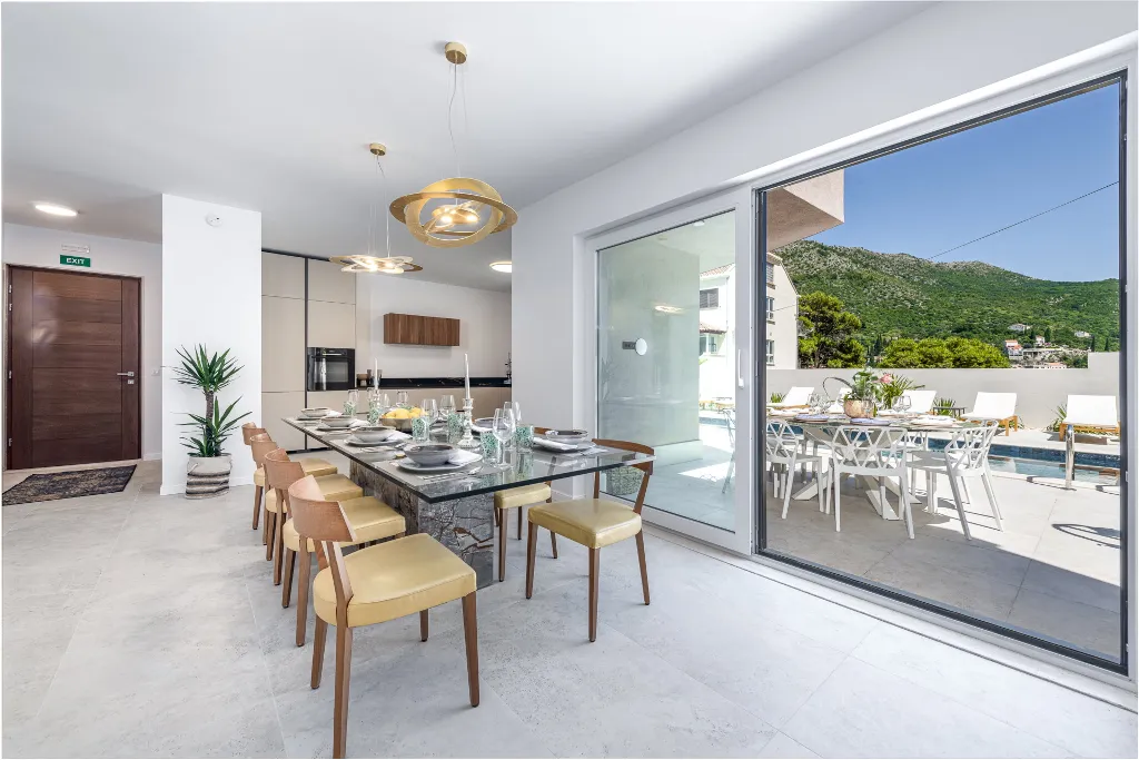 Modern 4-Bedroom Villa with Pool in Zaton