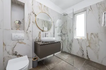 Modern 4-Bedroom Villa with Pool in Zaton