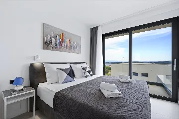 Modern 4-Bedroom Villa With Pool in Seget Vranjica