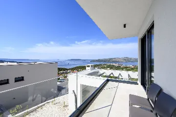 Modern 4-Bedroom Villa With Pool in Seget Vranjica