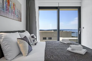 Modern 4-Bedroom Villa With Pool in Seget Vranjica