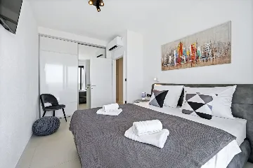 Modern 4-Bedroom Villa With Pool in Seget Vranjica