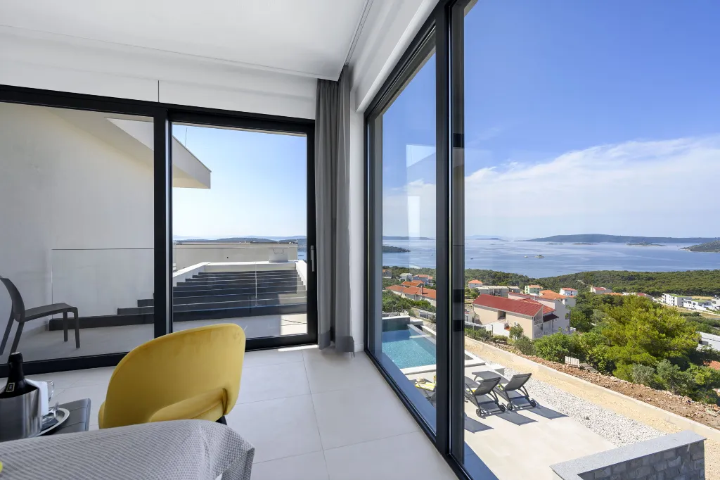 Modern 4-Bedroom Villa With Pool in Seget Vranjica