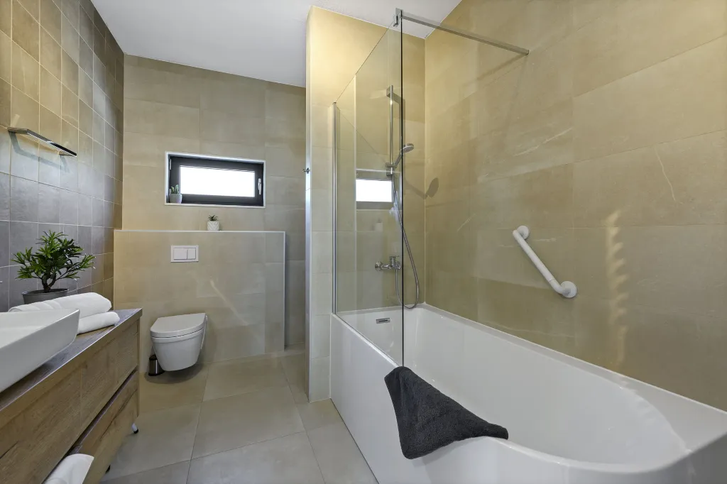 Modern 4-Bedroom Villa With Pool in Seget Vranjica