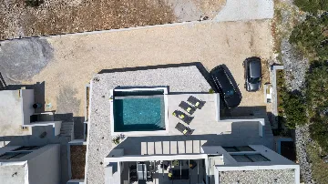 Modern 4-Bedroom Villa With Pool in Seget Vranjica