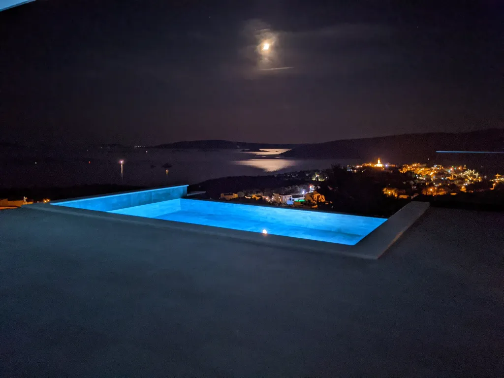 Modern 4-Bedroom Villa With Pool in Seget Vranjica