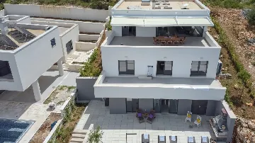 Seaside Villa Retreat with Pool in Rogoznica