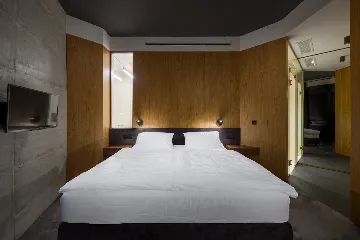 Contemporary Villa Retreat with Pool, Novigrad