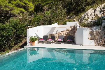 Seaside Villa Retreat with Pool, Hvar