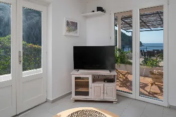 Seaside Villa Retreat with Pool, Hvar