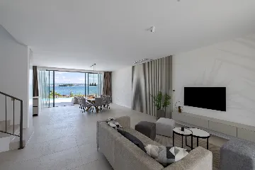 Seaside Villa Retreat with Pool in Tkon