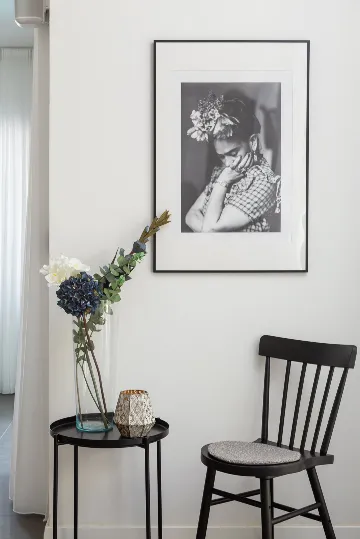 Contemporary Beachfront Villa with Pool, Okrug Gornji