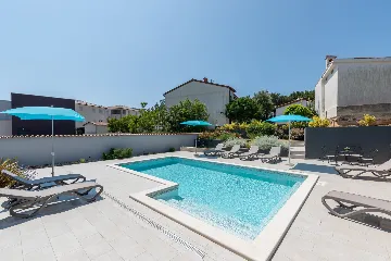 Modern Family Villa with Pool in Premantura