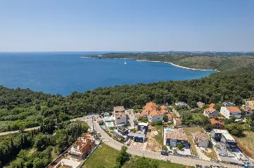 Modern Family Villa with Pool in Premantura