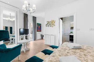 Modern Family Villa with Pool in Premantura