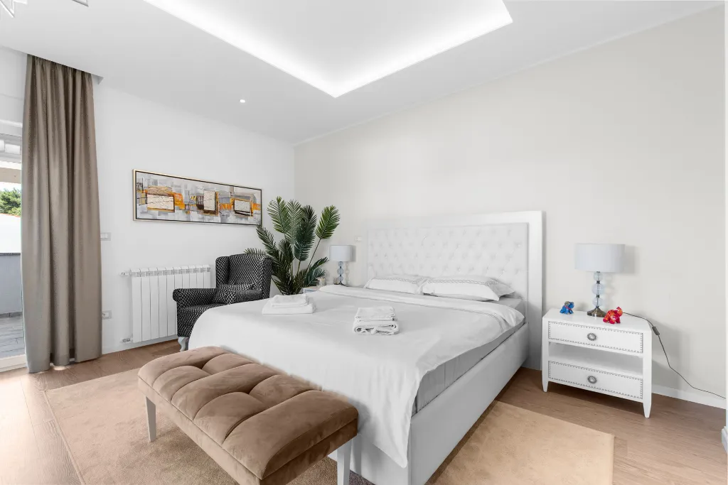 Modern Family Villa with Pool in Premantura