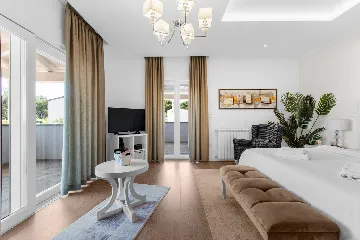 Modern Family Villa with Pool in Premantura