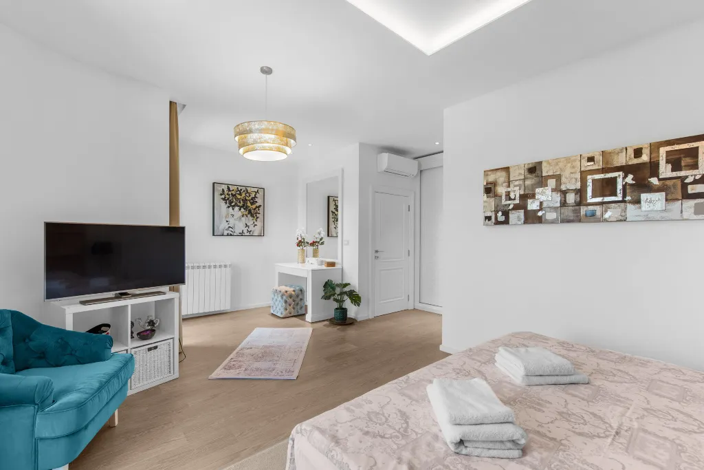 Modern Family Villa with Pool in Premantura