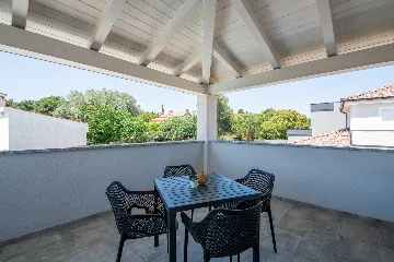 Modern Family Villa with Pool in Premantura