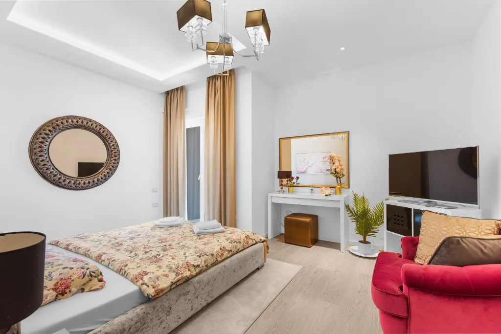 Modern Family Villa with Pool in Premantura