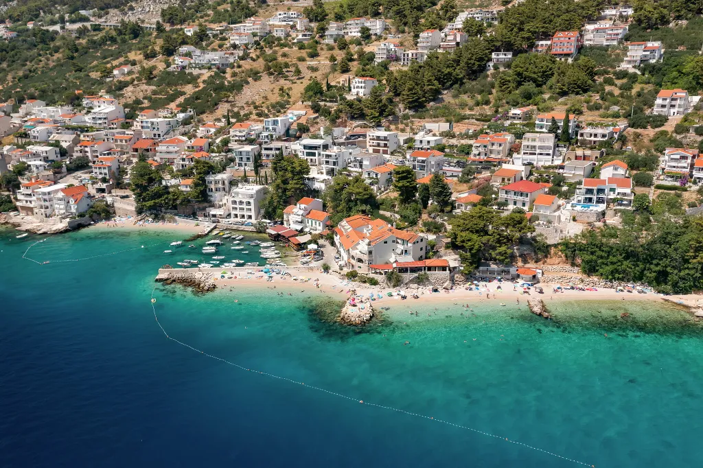 Contemporary Beach Villa With Pool in Omiš