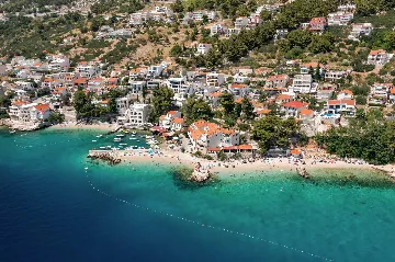 Contemporary Beach Villa With Pool in Omiš