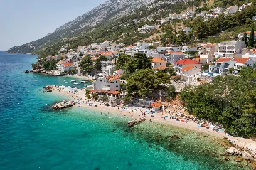 Contemporary Beach Villa With Pool in Omiš