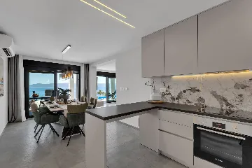 Contemporary Beach Villa With Pool in Omiš