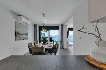 Contemporary Beach Villa With Pool in Omiš