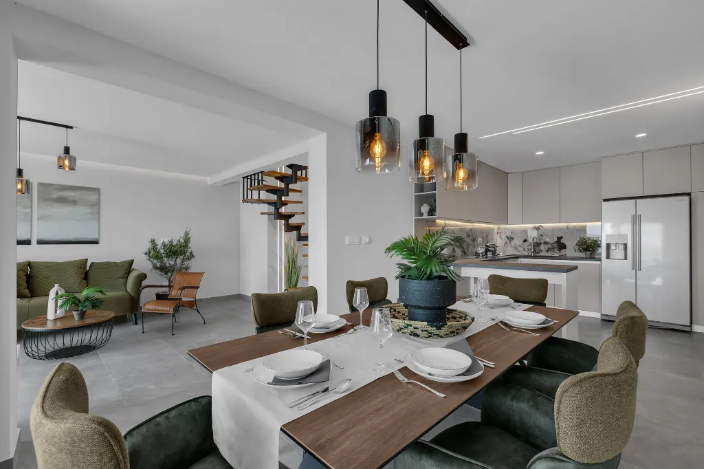 Contemporary Beach Villa With Pool in Omiš