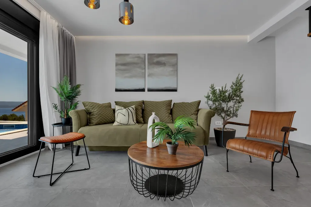 Contemporary Beach Villa With Pool in Omiš
