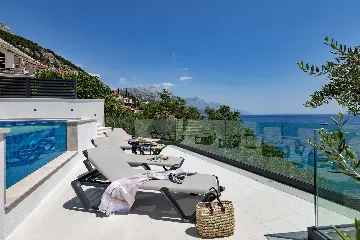 Contemporary Beach Villa With Pool in Omiš