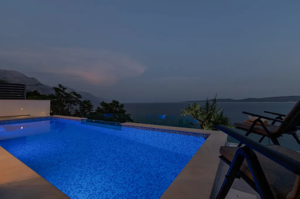 Contemporary Beach Villa With Pool in Omiš