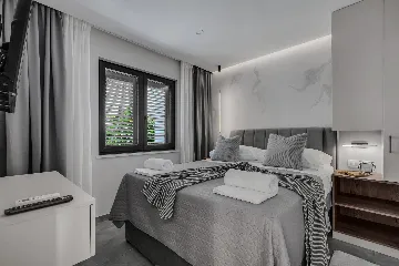 Contemporary Beach Villa With Pool in Omiš